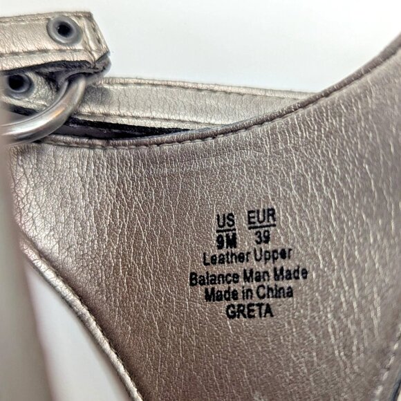 Sam Edelman 9M Greta Light Gold Metallic Leather T Strap Flat Sandals - Picture 3 of 6